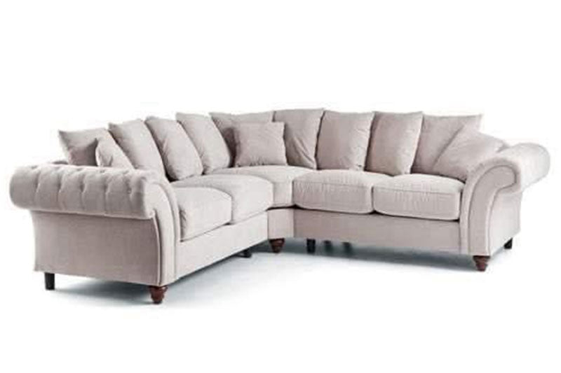 Maryland Chester Arms Sofa in Plush Velvet Fabric - Cream