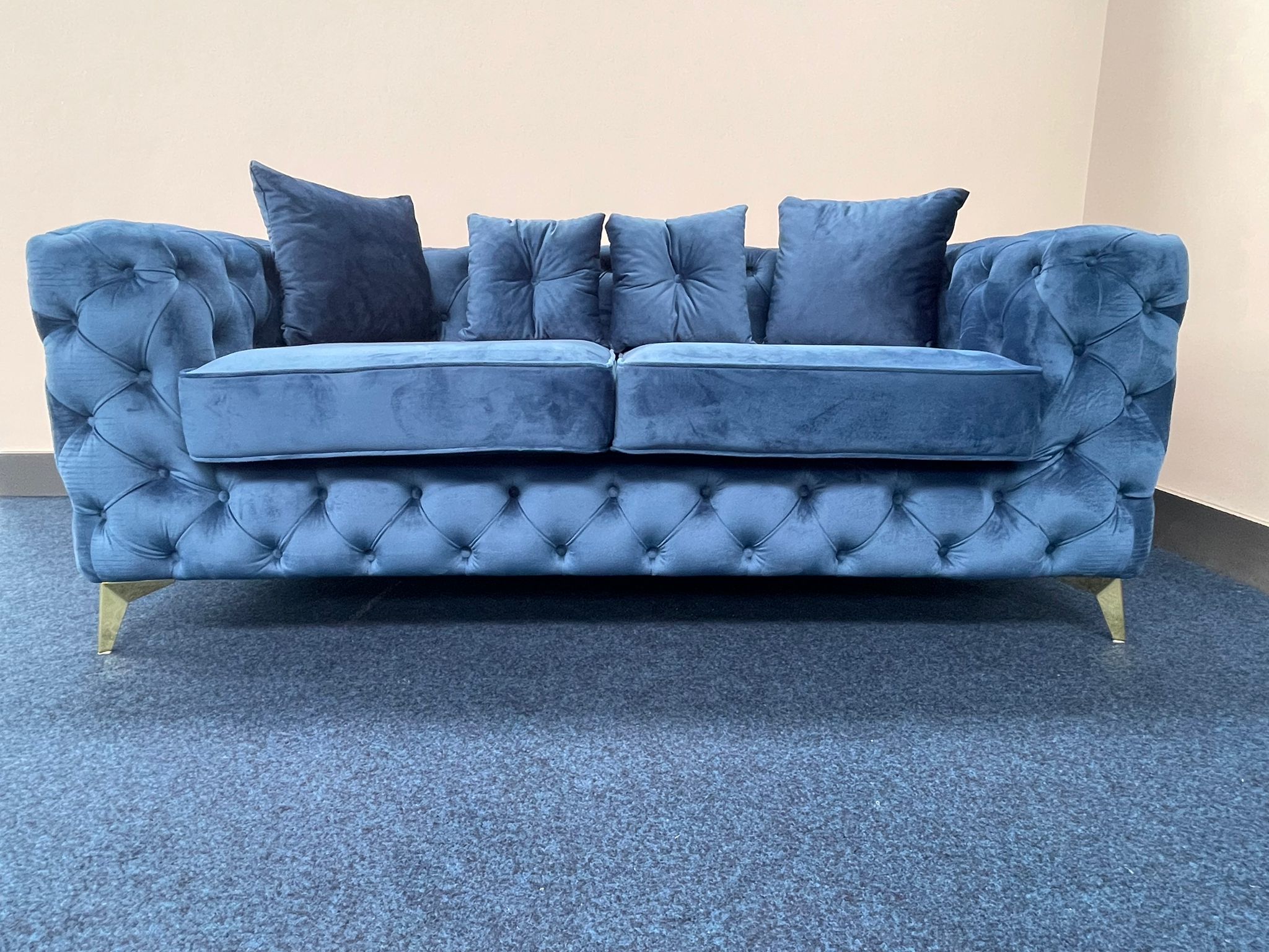 3 Seater Chesterfield Sofa in Blue Plush Velvet