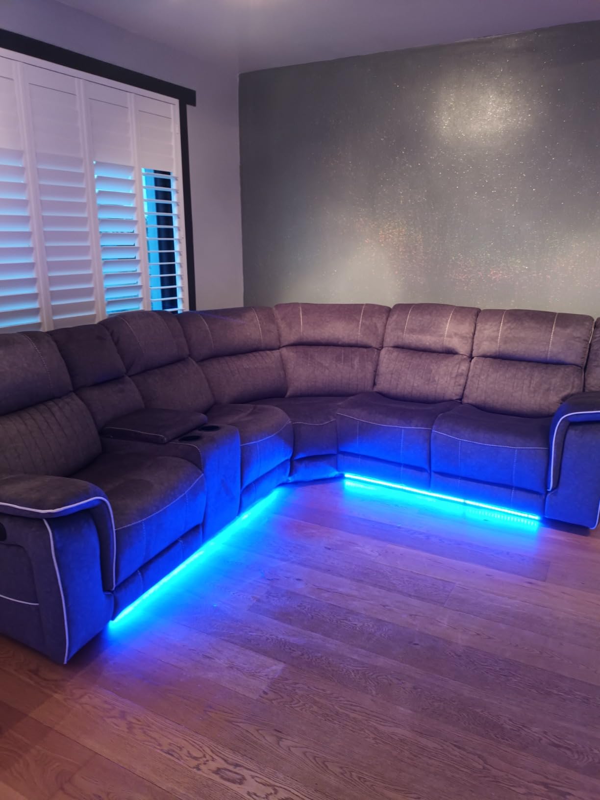 Hannah Electric Corner Sofa (270cm x 230cm)