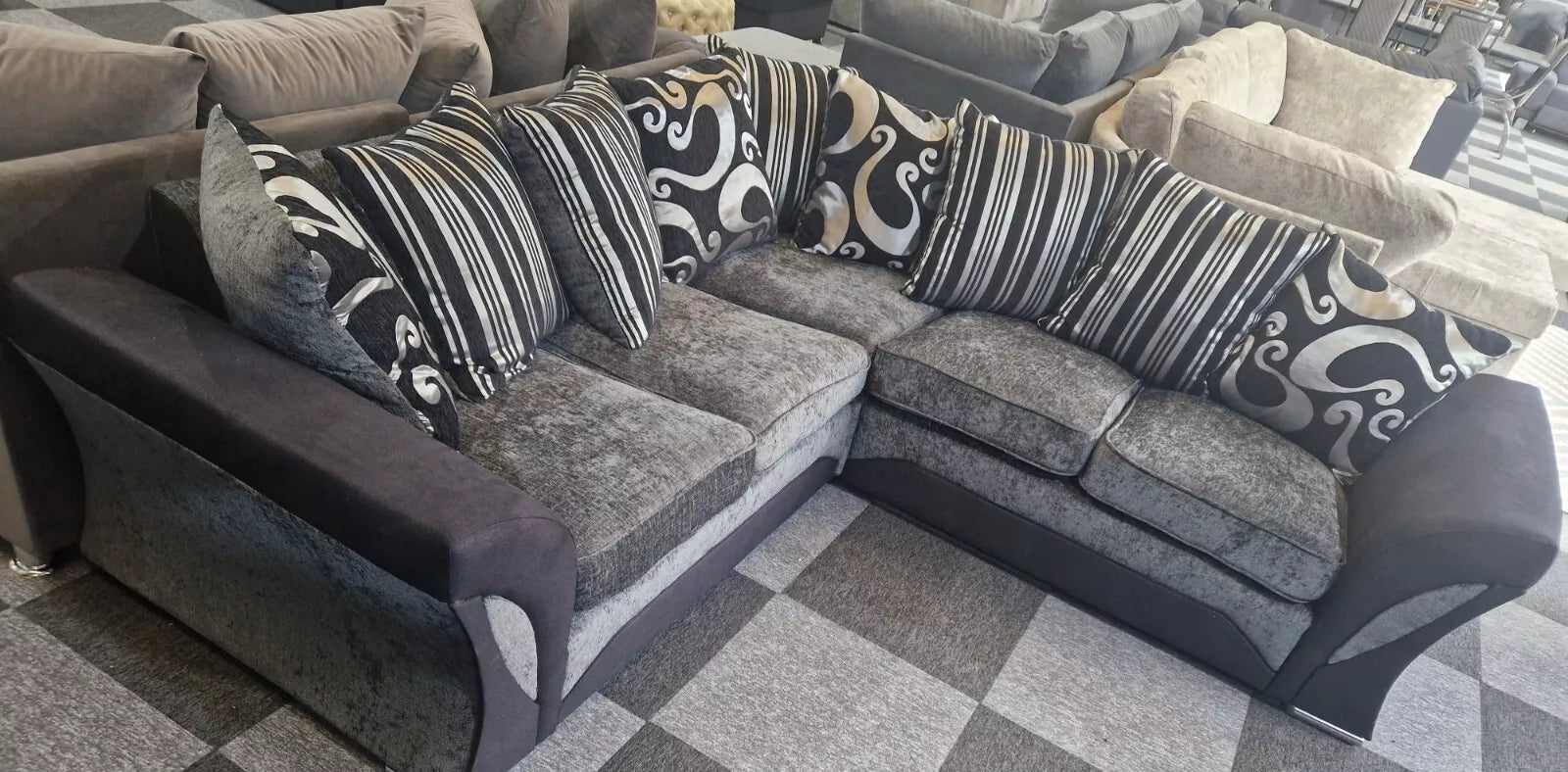 Shannon Fabric Corner Luxuries Sofa in Black & Grey